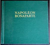 Alain Decaux - SRD 1.2 - "Napoléon Bonaparte" - Du Siège De Toulon Au Retour Des Cendres, Prodigieuse Carrière Du Général D'artillerie, Puis 1er Consul, Puis Empereur Des Français - Évoquée Par Le Texte, L'image, Et La Musique - Alain Decaux, Daniel Bénédite, Frédéric Robert, Bernard Dhéran - Superbe Coffret Ouvrant, Toilé Vert Empire. Contient 2 disques 33 tours en Vinyl ROUGE, et 1 livret 30x30 de 26 pages avec nombreuses illustrations et documents rares. ALAIN DECAUX raconte la vie et batailles de Napoléon. Bruitages. Musiques de l'époque, Marches Militaires du Consulat (Adam, Berlioz, Catel, Dalayrac, Gossec, Méhul, Paër). Textes de Arnault, Béranger, Chénier, Fontanes, Girey-Dupré. - Disque Vinyle LP 33 tours (et non CD).