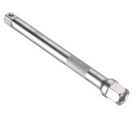 Alargadera para vasos 1/4" de 50 mm, ideal para extender conexiones en sistemas hidráulicos y facilitar la instalación de dispositivos.