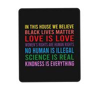 Alfombrilla De Ratón In This House We Believe Tapete Escritorio Multifuncional Alfombra Raton Protector Mousepad para Trabajo Ordenador Pc 25X30CM