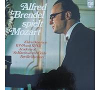 Alfred Brendel spielt Mozart. Klavierkonzert Nr. 12 A-dur, KV414 und Nr. 17 G-dur, KV453. [Vinyl-LP 12"]