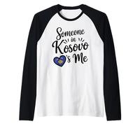 Alguien En Kosovo Yo Amor A Larga Distancia Camiseta Manga Raglan