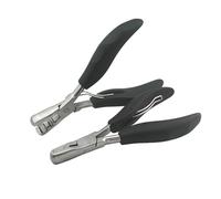 Alicates para extensiones de cabello Alicates negros de forma plana con ranuras pequeñas, abrazadera for extensión cabello preadherida, 1 ud(2pcs)