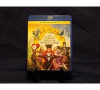 Alice Through the Looking Glass [Blu-ray]