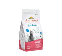 Almo Nature Sterilised - Croquetas para Gato Esterilizado con Salmón Fresco - Bajo Contenido de Magnesio y con Fibras para el Control de Peso - Bolsa de 400 g
