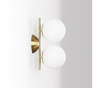 Alpinaluz Aplique de Pared Doble - 2 Globos de Vidrio Opalino Ø150 mm sobre Base Curvada de Acero Dorado - 2 Casquillos E27 - Diseño Elegante y Decorativo para Dormitorio, Salón o Pasillo