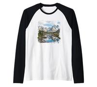 Alpine Mountain Lake Reflexión Picos dentados Escénica Camiseta Manga Raglan