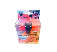 AMBICAR - Ambientador para Coche. Pack Difusor Eléctrico con acabados en plata + Recambio PASSION. Neutraliza y Absorbe malos Olores. Aroma de Rosas. Esencia Natural y Fresca Sin Alcohol