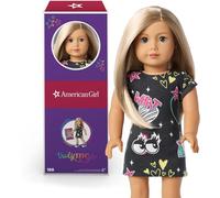 American Girl Truly Me Mu eca de 18 pulgadas 100 con ojos azules oscuros, cabello rubio lacio en capas, piel ligera a media con matices c lidos, vestido de camiseta estampado negro