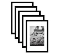 Americanflat Marco de Fotos de 20x30 cm Color Blanco - Muestra 15x20 con Alfombrilla y 20x30 cm sin Alfombrilla - Juego de 5 Marcos con Accesorios para Colgar - Marco Fotos Pared