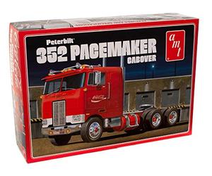AMT AMT1090 1:25 Peterbilt 352 Pacemaker Cabover-AMT1090
