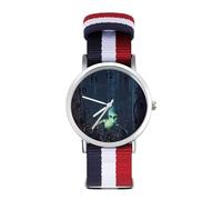 An Alien in Mystic Forest - Reloj deportivo para hombre y mujer, correa de nailon, reloj analógico de cuarzo