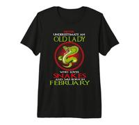 An Old Lady Who Loves Snakes Was Born In February Birthday Camiseta Premium