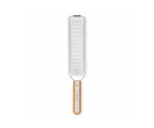 Anakel Home Rallador de cocina de acero inoxidable Full Circle de acero inoxidable, utensilio manual para cítricos, parmesano, chocolate y nuez moscada, rallador con mango de papel kraft, pie de