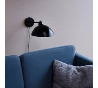 Aplique de pared Futura de Dyberg Larsen, negra, 40 W, cable, metal