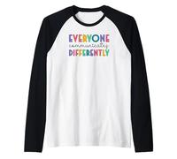 Apoyo a la concienciación sobre el Autismo, Todos se comunican de Manera Diferente Camiseta Manga Raglan