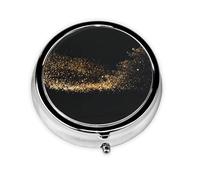 Arena negra dorada. Este pequeño pastillero redondo de viaje de tres compartimentos es perfecto para almacenar medicamentos diarios, vitaminas y sobre la marcha.