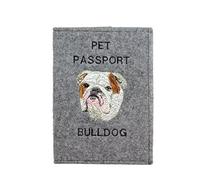 Art-Dog Funda para Pasaporte para Perros - Funda de Fieltro Hecha a Mano con Patrón Bordado - Funda para Pasaporte de Viaje para Mascotas para Perros - 17x12,5cm - English Bulldog