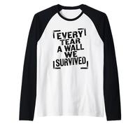 Arte Retro Envejecido de Every Tear A Wall We Survived Camiseta Manga Raglan