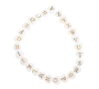 ARTSEWPLY 26 Cuentas Planas de Concha Blanca de 8 MM Letras del Alfabeto y Forma de Corazón para Pulseras Collares y Manualidades DIY Accesorio Suelto para Creación de Joyería