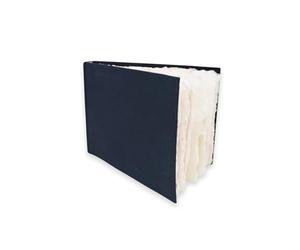 Artway Indigo - Cuaderno de Bocetos de Papel de Algodón - A5 Apaisado - 70 Caras/35 Páginas de 250gsm Papel de Trapo de Algodón Textura Media - 100% Hecho a Mano