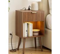 ASACESCU Mesita de noche estriada, moderna mesita de noche con cajón de almacenamiento, mesita de noche de madera para dormitorio, sala de estar, oficina (nogal con estación de carga)