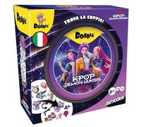 Asmodee - DOBBLE KPOP Demon Hunters - Juego de Mesa rápido y Divertido para familias, niños y Amigos - Cartas de Juego de Viaje - Idea Regalo - 2-8 Jugadores - 6+ años - Edición en Italiano
