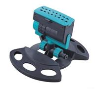 Aspersor de césped de ángulo ajustable con 16 agujeros y función de oscilación automática para patrones de riego de jardín personalizados y eficiencia