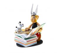 Asterix - Asterix Se Sienta Sobre Una Torre De Libros - Nueva Edición