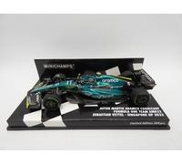 Aston Martin Aramco AMR22 Sebastian Vettel #5 GP Singapur 2022 Minichamps 1/43