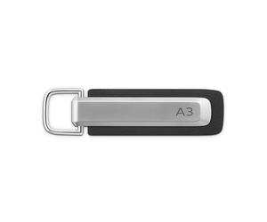 Audi A3 Llavero de Metal y Cuero Valcona, Plata/Negro, Diseño Original, Fabricado en Alemania, 87 x 23 x 7 mm, con Anillos Grabados