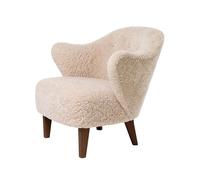 Audo Copenhagen Butaca Ingeborg Piel de oveja moonlight-patas roble ahumado