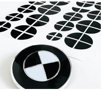 Aufgeklebt Pegatinas con logotipo para esquinas, color negro brillante, 30 piezas, para todos los emblemas, apto para llantas, capó, volante, tapa de maletero (negro)
