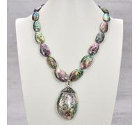 AUOQKQUT 19'' Mix Color Green Abalone Shell Pendant Necklace