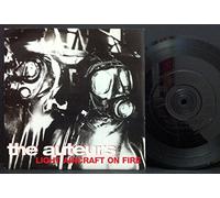 AUTEURS - LIGHT AIRCRAFT ON FIRE 7 INCH (7" VINYL 45) UK HUT 1996
