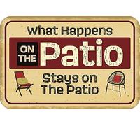 Authnature Letrero de metal de aluminio resistente a la intemperie con texto en inglés «What Happens On The Patio Stays On The Patio» para decoración de pared, regalo de inauguración de la casa, 8 x