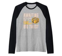 Awaiting MY Package Like IT S The Next Big Twist Camiseta Manga Raglan