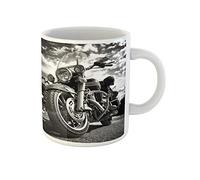 Awowee Taza de café Freedom Motorbike Under Sky efecto vintage añadido para crear tazas de té de cerámica de 325 ml, el mejor regalo o recuerdo para familiares, amigos y compañeros de trabajo