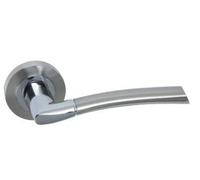 AZERODESIGN Juego de MANIVELAS puerta roseta redonda 50mm de diametro modelo AINA, acabado combinado níquel satinado y cromo brillo - material aluminio - manilla de 126 mm longitud