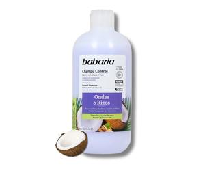 Babaria - Champú Waves&Curls, para Cabellos Rizados u Ondulados, Con Pistacho y Leche de Coco, 92% Ingredientes Naturales, Vegano, Uso Frecuente - 500 ml