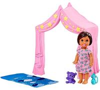 Barbie Pack de cuentos Babysitter - Niño pequeño con tienda