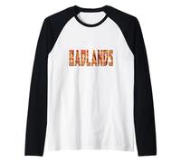 Badlands Coloridas Formaciones Rocas Clásicas Letras en Negrita Camiseta Manga Raglan