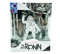 BANDAI Teenage Turtles Michelangelo Blanco y Negro | 4.5 Pulgadas TMNT The Last Ronin Figura de acción articulada con Accesorios | Juguetes de Las Tortugas Ninja Mutantes Adolescentes (P81199)