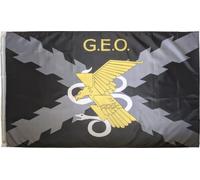 Bandera del GEO de la Policia Nacional con el aspa de borgoña de fondo. Bandera del Grupo Especial de Operaciones del Cuerpo Nacional de Policia. 150x50cm. Orificios para mastil.