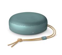 Bang & Olufsen Beosound A1 (3ª Gen) - Altavoz Bluetooth portátil Resistente al Agua IP67, Altavoz inalámbrico Compacto 360°, 24h batería y 3 micrófonos para Llamadas, Eco-Responsable-Eucalyptus Green