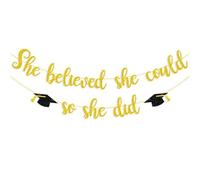 Banner Graduation She Believed She Could - Guirnalda con lentejuelas de oro para fiesta de graduación 2026