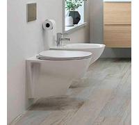 Baño Italia sanitarios modernos suspendidos bidé y inodoro sin brida con tapa de cierre amortiguado.