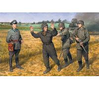 Barbarossa Operation,June 22 1941 1 German Officer, 2 Soldiers, 1 Tankman 1 :3