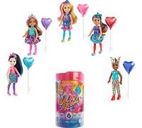 Barbie Chelsea Color Reveal Fiesta, muñeca sorpresa de cumpleaños con accesorios de moda de juguete y globo (Mattel GTT26)
