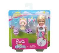 Barbie Chelsea Disfraz de Arcoiris, Muñeca con Accesorios y Mascota (Mattel Ghv70)