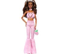 Barbie Deluxe Style Muñeca n.12 con Top Corto de Denim Rosa y Vaqueros Acampanados a Juego con Estampado de Rosas, Pelo castaño Ondulado y Accesorios como un Bolso y Joyas, JJN72